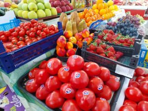 Какие продукты снова ощутимо подорожали в Астраханской области, а какие подешевели