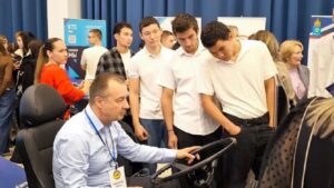 Зарплаты до 150 тысяч: в Астрахани представили вакансии для участников СВО