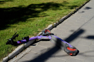 Администрация Астрахани резко ограничила движение электросамокатов в городе