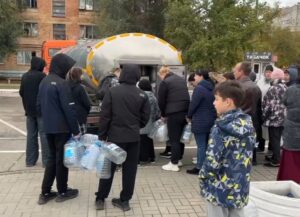 В Нариманове закрыты детсады и школы из-за отсутствия воды