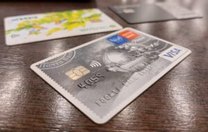 Астраханцам стали в три раза чаще блокировать банковские счета: в чем причины