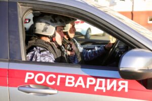 В Астрахани возле колледжа поймали бесстыжего пожилого извращенца