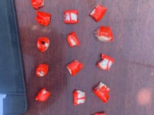 Два иностранных работника теневого интернет-магазина в Астрахани предстанут перед судом 