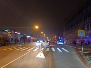 На пешеходном переходе в Астрахани сбили девочку