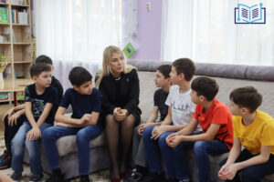 Глава Минобрнауки Астраханской области посетила детский центр