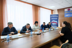 Игорь Мартынов ответил на вопросы жителей Камызякского района в рамках декады приемов