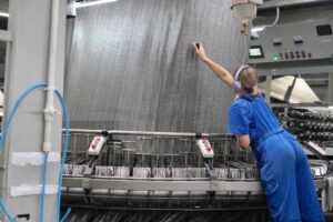 Игорь Бабушкин посетил один из крупнейших астраханских заводов