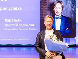 В Астрахань приедет Дмитрий Харатьян и прочитает лекцию