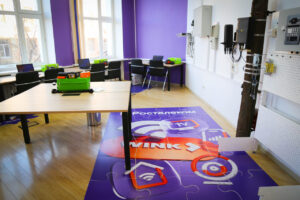 В Астрахани «Ростелеком» открыл класс, где рождаются телеком-специалисты