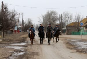 В Астрахани продают базу конной полиции