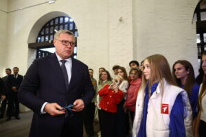 Игорь Бабушкин исполнит мечты двух астраханских девочек