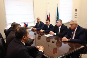 Астраханский вице-губернатор встретился с представителями Апшеронского района Азербайджана