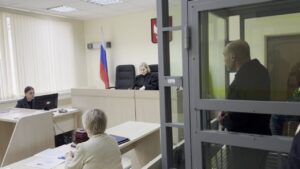 Экс-главу Приволжского района Дмитрия Мазаева отправили под стражу