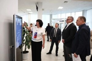 Игорь Бабушкин оценил новый офис клиентской службы Социального фонда в Астрахани