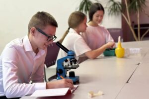 В астраханских школах создадут спецклассы: кто в них будет учиться