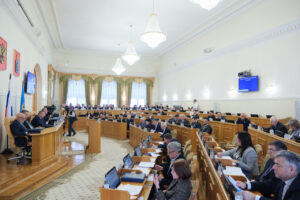 Депутаты Астраханской облдумы утвердили новые законы и скорректировали бюджеты госпрограмм