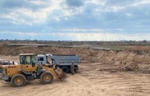 За добычу полезных ископаемых за микрорайоном Бабаевского осудили директора компании