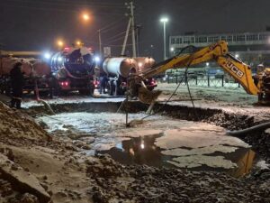 В Астрахани массовые проблемы с водой из-за крупной аварии на водопроводе