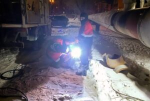 11 домов в Астрахани остались без тепла из-за прорыва теплосети в Автогородке