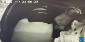 Астраханские полицейские помогли трехлетней девочке, у которой начался отек из-за аллергии