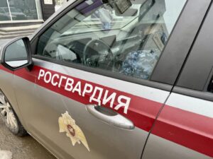 В Астрахани в гостиницу заселился агрессивный мужчина и устроил дебош