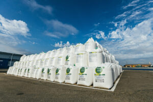 Астраханские аграрии добиваются рекордных урожаев благодаря современным удобрениям