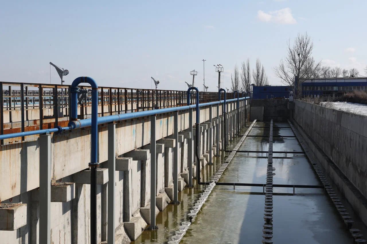 Есть отставания от графика: власти оценили ход ремонта очистных сооружений Астрахани