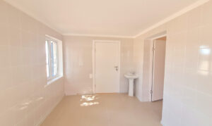 Володарская больница взыскала с подрядчика компенсацию за затянувшийся ремонт поликлиники