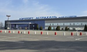 Работа аэропорта Астрахани приостановлена из-за атаки на Ростов-на-Дону