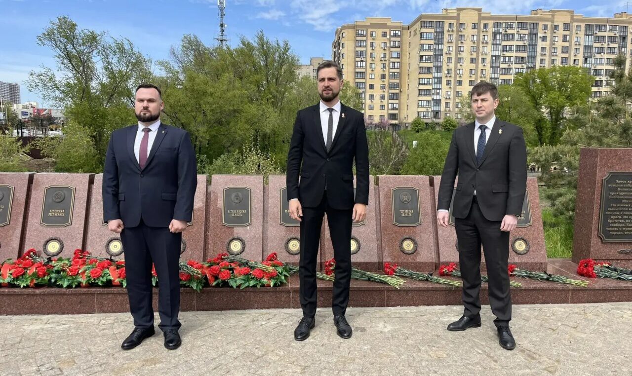 Астраханская делегация приняла участие в открытии монумента в Ростове-на-Дону