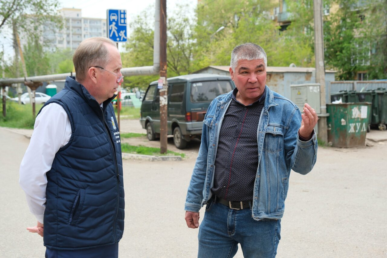 Игорь Седов провел совещание по затоплению подвала на улице Яблочкова