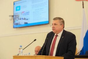 Астраханское правительство отчиталось перед депутатами о работе за 2025 год