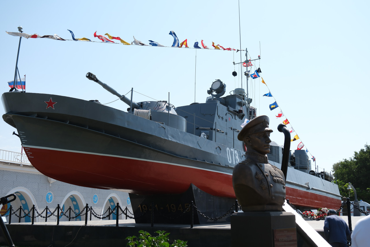 В Астрахани отметили День Военно-Морского флота
