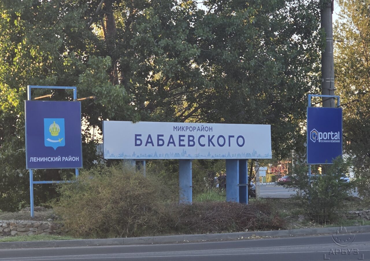 Два подростка в микрорайоне Бабаевского устроили грабеж и угнали мотоцикл