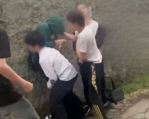 В Астрахани нашли подростков, которые избили школьника: как их наказали