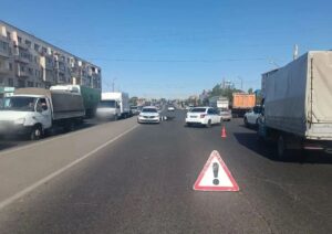 В Астрахани водитель грузовика устроил смертельное ДТП перед Новым мостом: поворот не туда