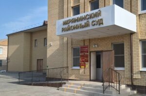 Под Астраханью мужчина через суд доказывал, что он не его брат, а другой человек