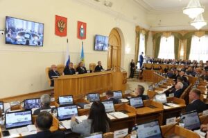 Игорь Бабушкин поблагодарил депутатов Облдумы за совместную работу