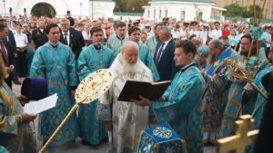 Патриарх Кирилл освятил возрожденный древний храм в Астрахани