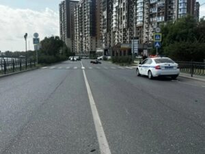 В центральной части Астрахани произошло жесткое ДТП, пострадавший в больнице
