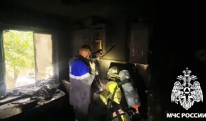 На улице Савушкина в Астрахани сгорела квартира