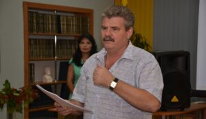 Рамзан Кадыров наградил астраханского писателя