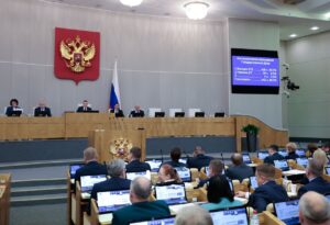 Игорь Мартынов принял участие в первом заседании Госдумы РФ девятого созыва