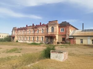 Старинный астраханский монастырь может остаться без водонапорной башни этой зимой