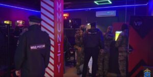 В Астрахани на администратора заведения составили материал за гостя-подростка, пришедшего ночью