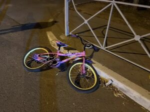 В Астрахани на Татищева школьница на велосипеде попала под колеса машины
