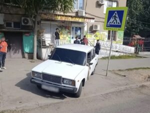 Астраханец с 28 штрафами повесил мигалку на свою «семерку»