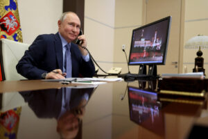 Игорь Мартынов направил Владимиру Путину поздравление с днем рождения