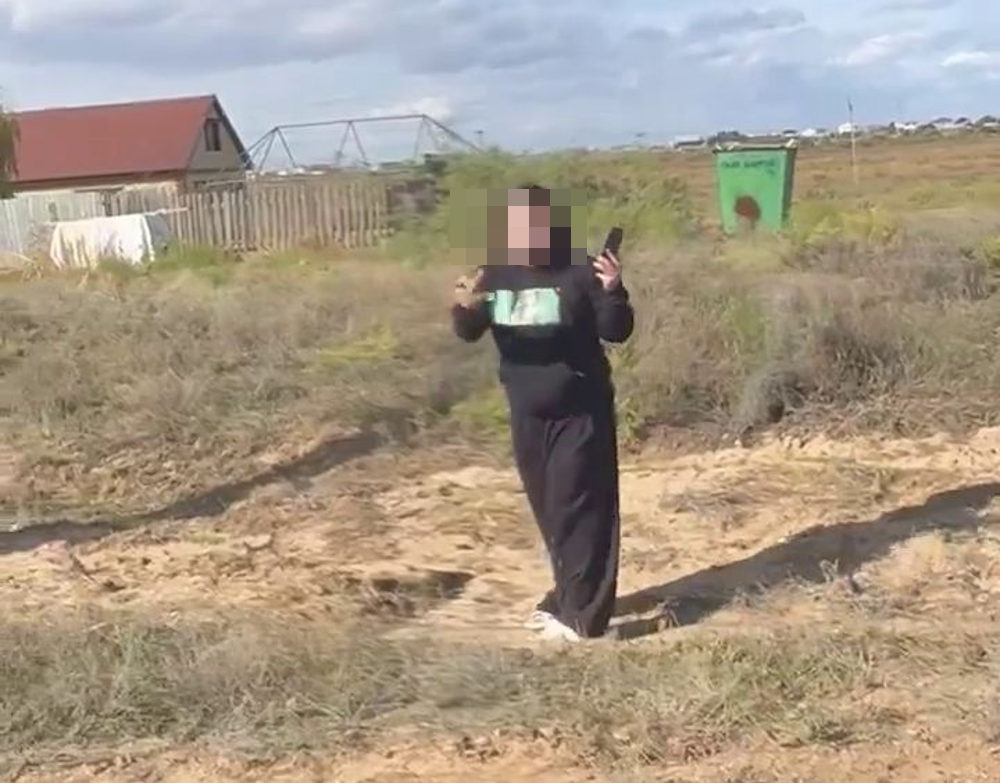 Астраханка врывалась в чужие дома, представляясь дочкой лидера «Русского клуба»