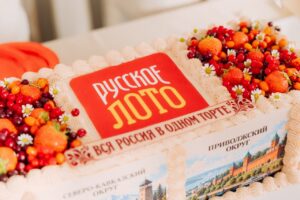 Астраханский томат стал частью торта «Русского лото», установившего рекорд России